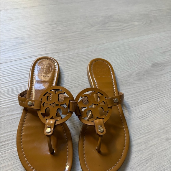 Tory Burch Shoes - Tory Burch Tan Leather Logo Thong Sandals
